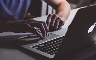 九游网页版官网入口-媒体报道足球反腐进展，呼吁透明，足球反超经典比赛