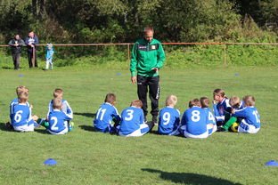 九游（jiuyou.com）游戏-国足比赛失误前战术布置追踪分析，国足总结失败 低估对手